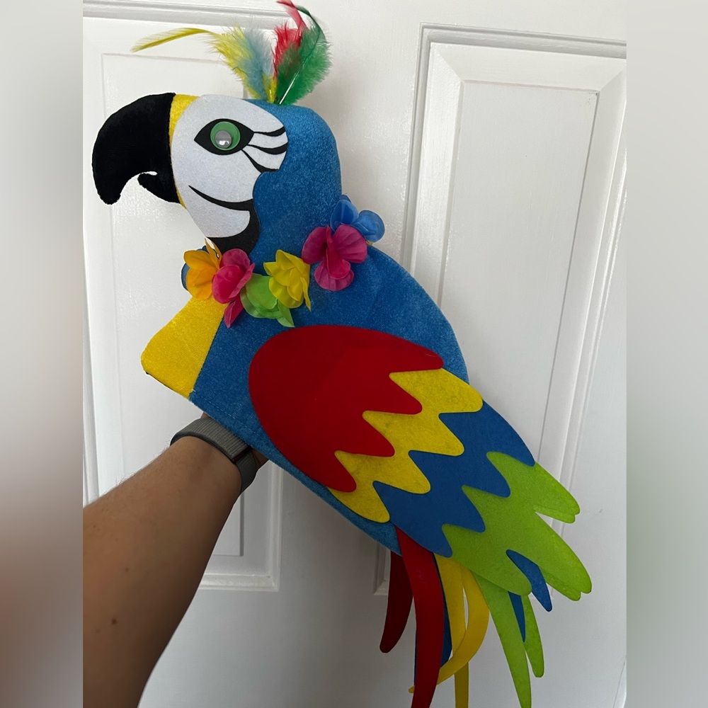 NWOT - Colourful Parrot Bird Hat